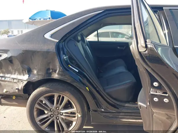 4T1BF1FK2HU430120 2017 TOYOTA CAMRY - Image 8