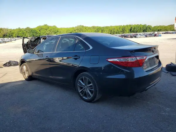 4T1BF1FK2HU430666 2017 TOYOTA CAMRY - Image 2