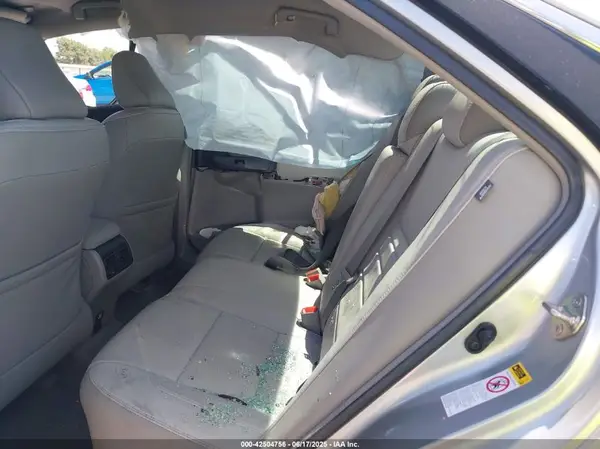 4T1BF1FK2HU435544 2017 TOYOTA CAMRY - Image 8