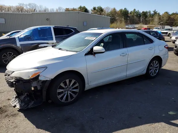 4T1BF1FK2HU435866 2017 TOYOTA CAMRY - Image 1