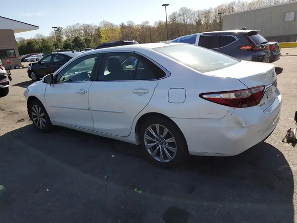 4T1BF1FK2HU435866 2017 TOYOTA CAMRY - Image 2