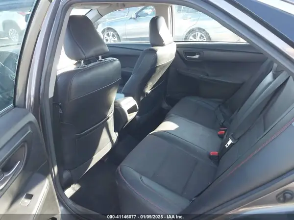 4T1BF1FK2HU437729 2017 TOYOTA CAMRY - Image 8