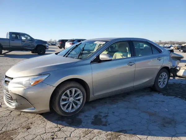 4T1BF1FK2HU439027 2017 TOYOTA CAMRY - Image 1