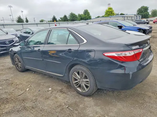 4T1BF1FK2HU441831 2017 TOYOTA CAMRY - Image 2
