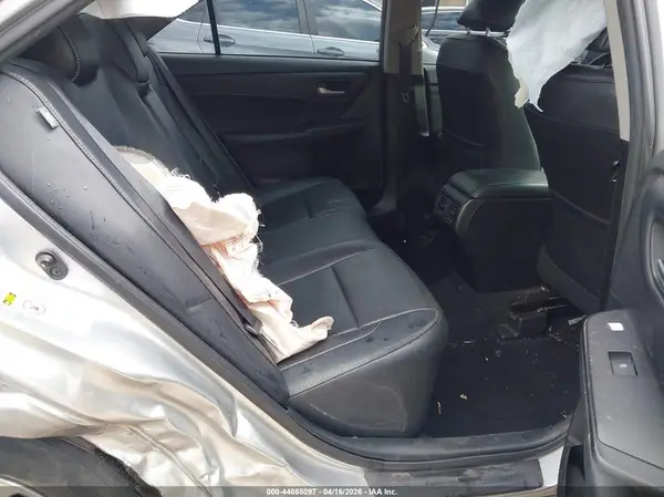 4T1BF1FK2HU447760 2017 TOYOTA CAMRY - Image 8