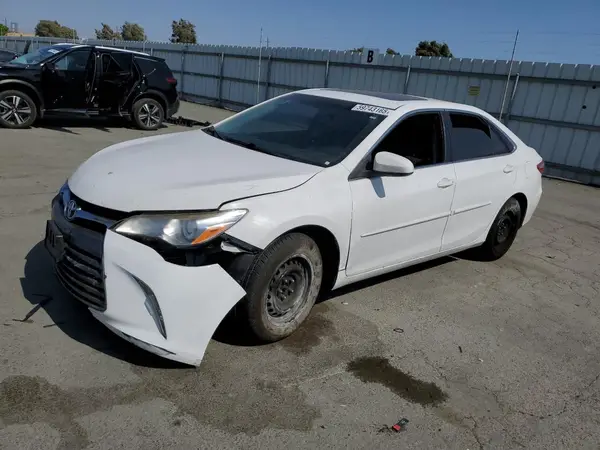 4T1BF1FK2HU448648 2017 TOYOTA CAMRY - Image 1