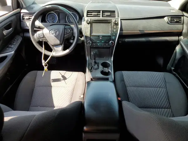 4T1BF1FK2HU448648 2017 TOYOTA CAMRY - Image 8