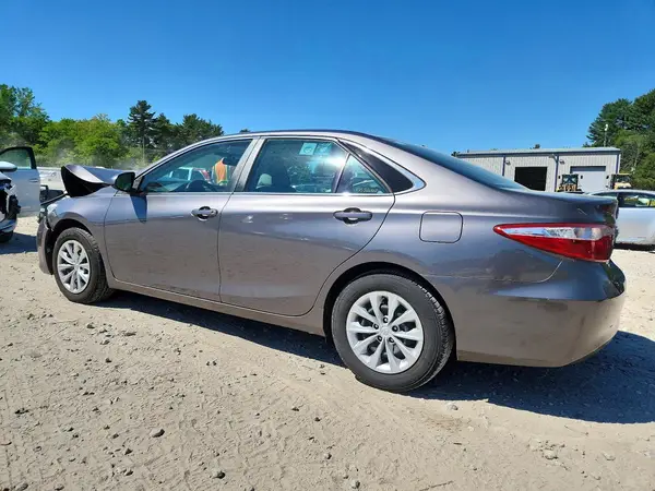 4T1BF1FK2HU616479 2017 TOYOTA CAMRY - Image 2