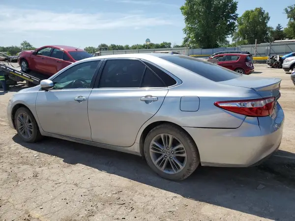 4T1BF1FK2HU617406 2017 TOYOTA CAMRY - Image 2