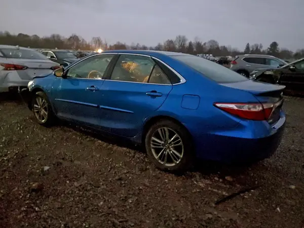 4T1BF1FK2HU619639 2017 TOYOTA CAMRY - Image 2