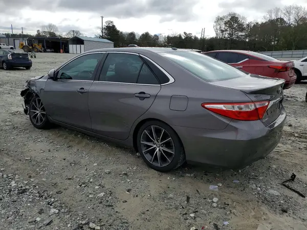 4T1BF1FK2HU620001 2017 TOYOTA CAMRY - Image 2