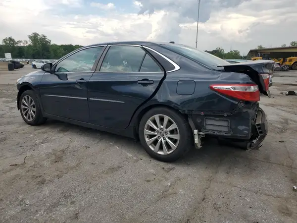 4T1BF1FK2HU621536 2017 TOYOTA CAMRY - Image 2
