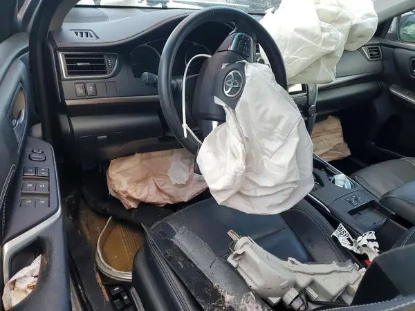 4T1BF1FK2HU623335 2017 TOYOTA CAMRY - Image 8