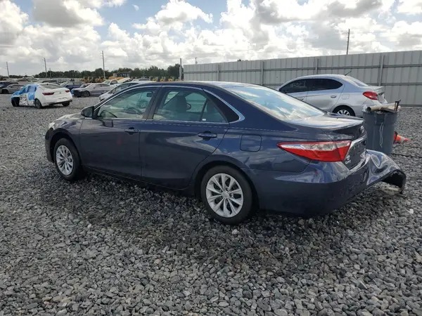 4T1BF1FK2HU624369 2017 TOYOTA CAMRY - Image 2