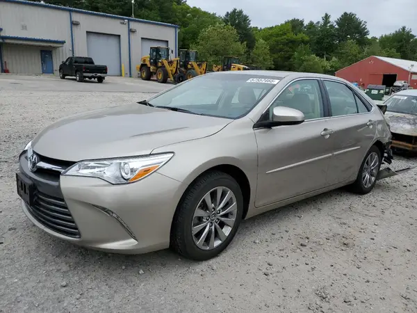 4T1BF1FK2HU625828 2017 TOYOTA CAMRY - Image 1