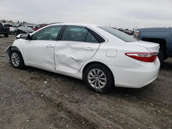 4T1BF1FK2HU626574 2017 TOYOTA CAMRY - Image 2