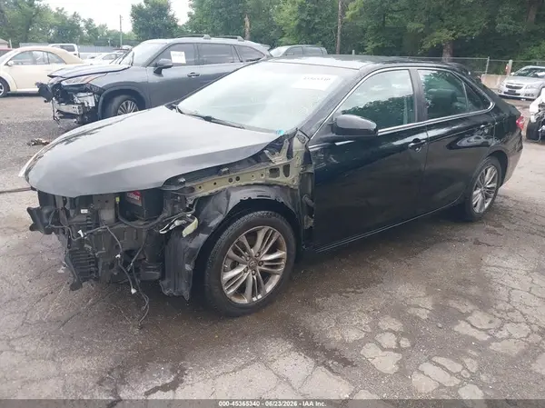 4T1BF1FK2HU627188 2017 TOYOTA CAMRY - Image 2