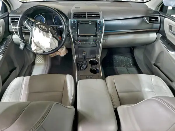 4T1BF1FK2HU629829 2017 TOYOTA CAMRY - Image 8