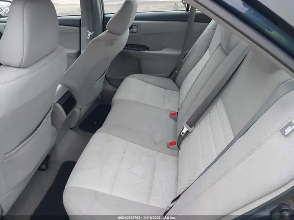 4T1BF1FK2HU630589 2017 TOYOTA CAMRY - Image 8