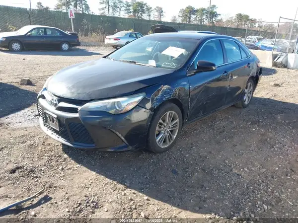 4T1BF1FK2HU630849 2017 TOYOTA CAMRY - Image 2