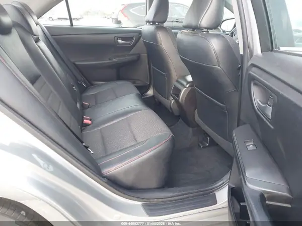4T1BF1FK2HU632438 2017 TOYOTA CAMRY - Image 8