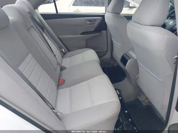 4T1BF1FK2HU633363 2017 TOYOTA CAMRY - Image 8
