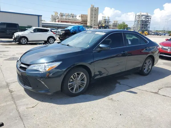 4T1BF1FK2HU636053 2017 TOYOTA CAMRY - Image 1