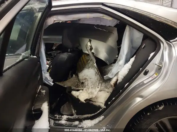 4T1BF1FK2HU636991 2017 TOYOTA CAMRY - Image 8