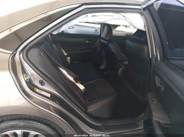 4T1BF1FK2HU643018 2017 TOYOTA CAMRY - Image 8