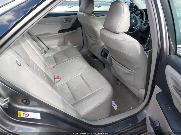 4T1BF1FK2HU643052 2017 TOYOTA CAMRY - Image 8