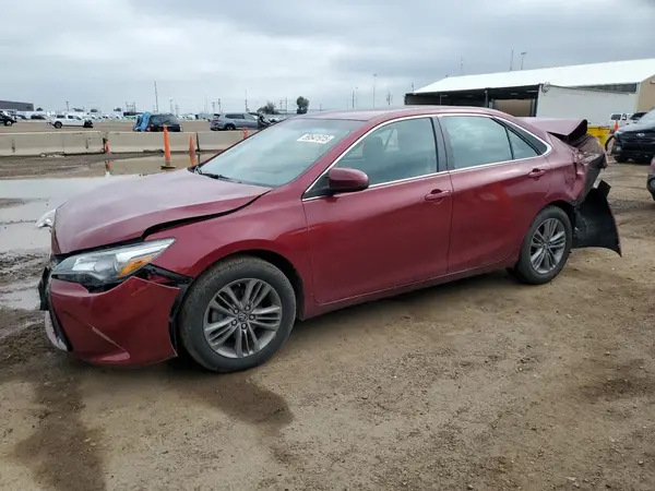 4T1BF1FK2HU644203 2017 TOYOTA CAMRY - Image 1