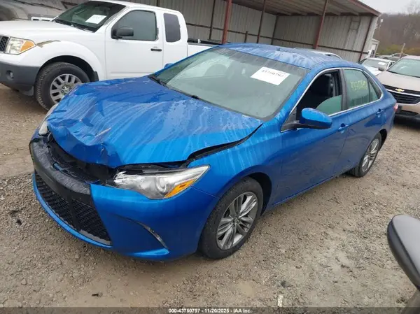 4T1BF1FK2HU645478 2017 TOYOTA CAMRY - Image 2