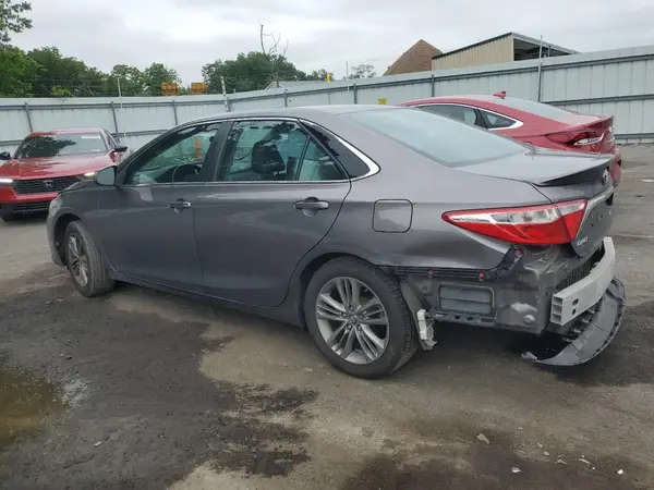 4T1BF1FK2HU646159 2017 TOYOTA CAMRY - Image 2