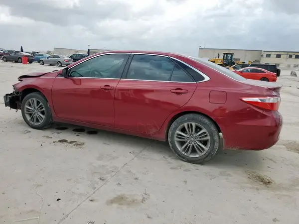 4T1BF1FK2HU647571 2017 TOYOTA CAMRY - Image 2