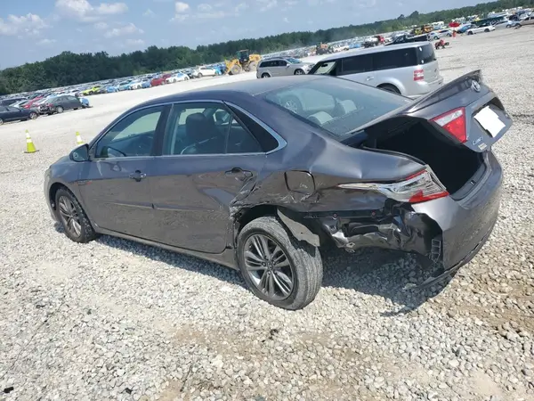 4T1BF1FK2HU650602 2017 TOYOTA CAMRY - Image 2