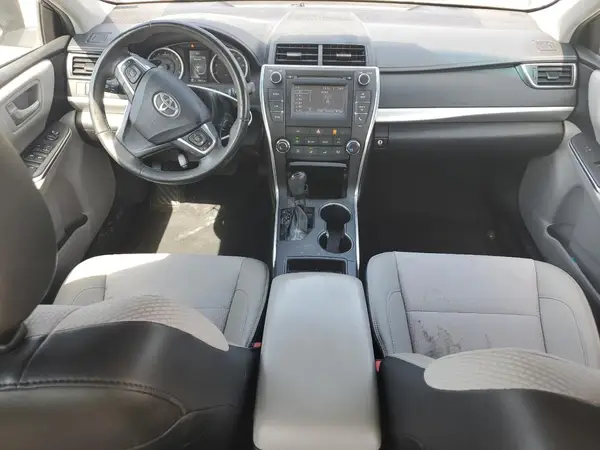 4T1BF1FK2HU650602 2017 TOYOTA CAMRY - Image 8
