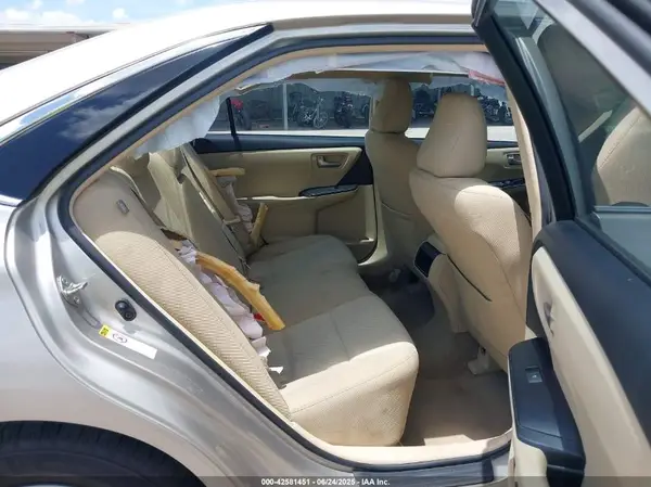 4T1BF1FK2HU652026 2017 TOYOTA CAMRY - Image 8