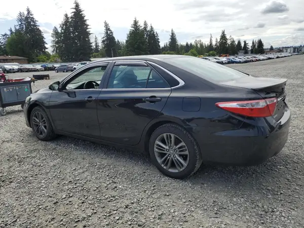 4T1BF1FK2HU654049 2017 TOYOTA CAMRY - Image 2