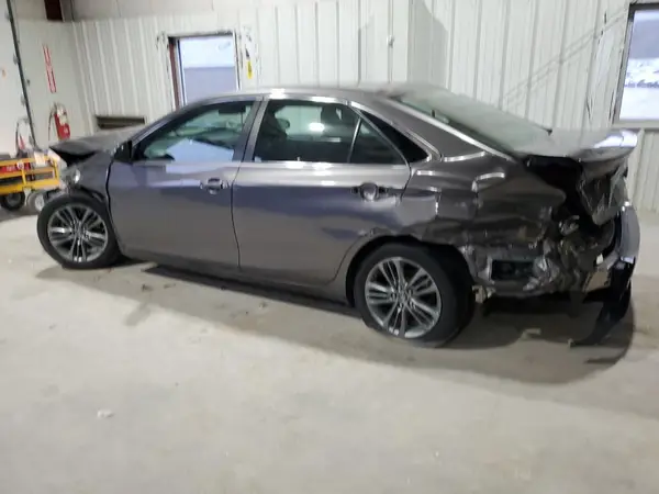 4T1BF1FK2HU658313 2017 TOYOTA CAMRY - Image 2