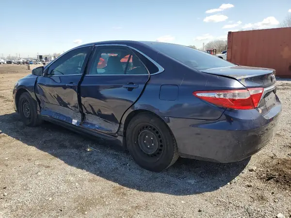 4T1BF1FK2HU659140 2017 TOYOTA CAMRY - Image 2