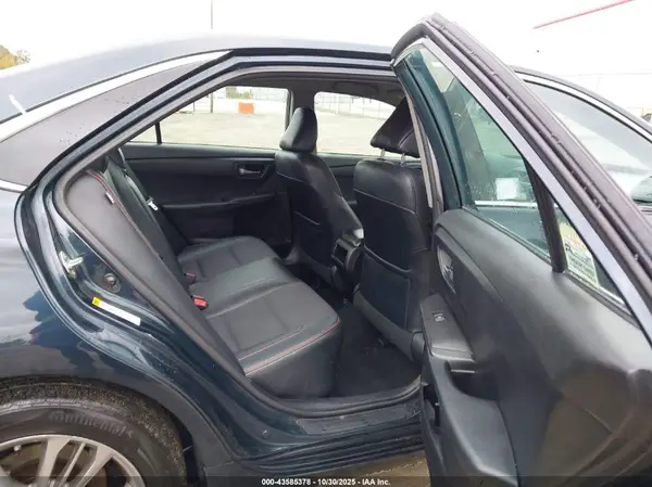 4T1BF1FK2HU664094 2017 TOYOTA CAMRY - Image 8