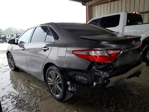 4T1BF1FK2HU667187 2017 TOYOTA CAMRY - Image 2