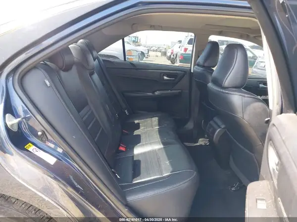 4T1BF1FK2HU672566 2017 TOYOTA CAMRY - Image 8