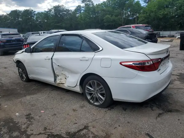 4T1BF1FK2HU673426 2017 TOYOTA CAMRY - Image 2
