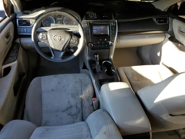 4T1BF1FK2HU673877 2017 TOYOTA CAMRY - Image 8