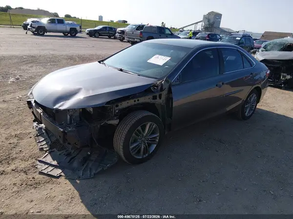 4T1BF1FK2HU675595 2017 TOYOTA CAMRY - Image 2