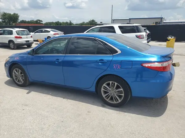 4T1BF1FK2HU676990 2017 TOYOTA CAMRY - Image 2