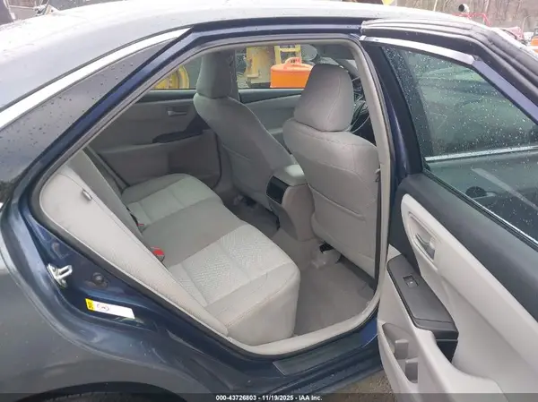4T1BF1FK2HU677914 2017 TOYOTA CAMRY - Image 8