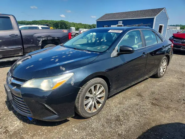 4T1BF1FK2HU678898 2017 TOYOTA CAMRY - Image 1