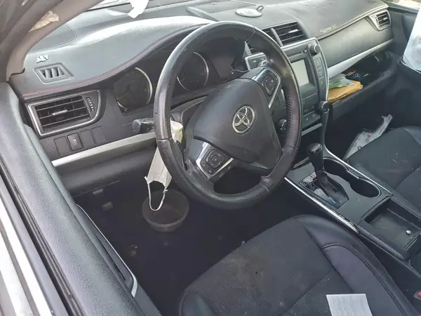 4T1BF1FK2HU680697 2017 TOYOTA CAMRY - Image 8